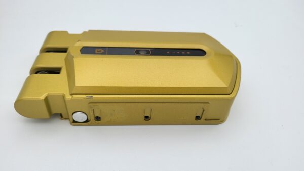 Outlet Cerradura oro con alarma de 120db y 4 mandos - Imagen 3