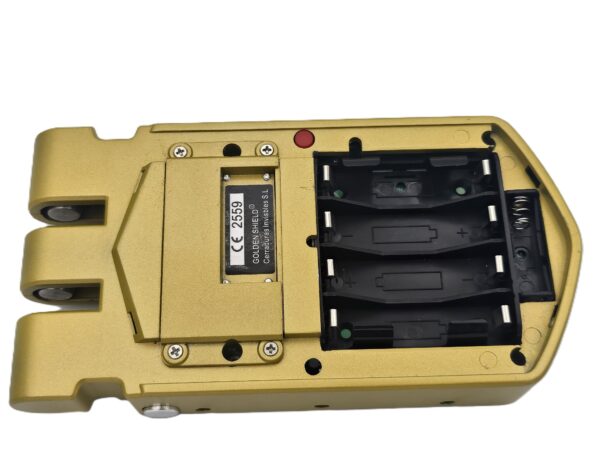 Cerradura oro con alarma de 95db y 4 mandos - Imagen 5